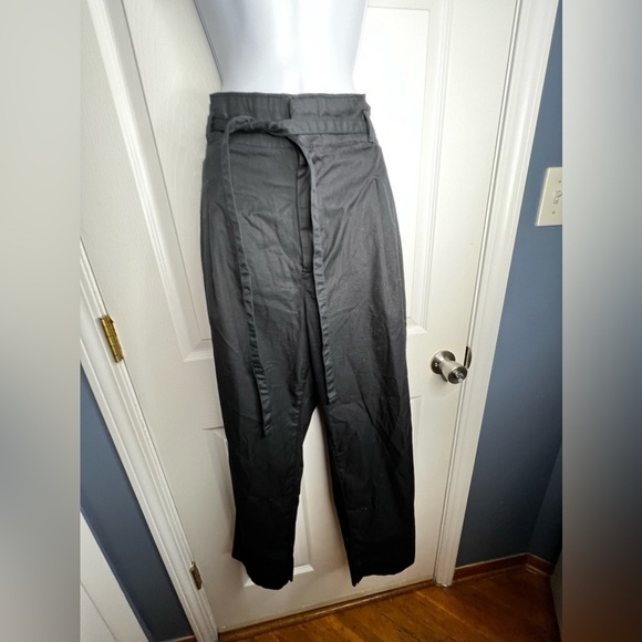 NWOT GAP Petites 12 Paperbag Khaki Straight Leg Pants Drawstring True Black 12P - Picture 13 of 13